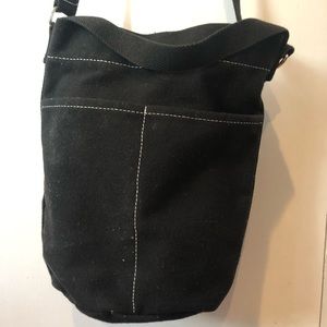 Black bucket bag